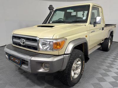 2016 Toyota Land Cruiser 79 4.5 D Single-Cab