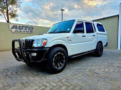2017 Mahindra Pik Up 2.2 mHawk S10 4x4 Double-Cab