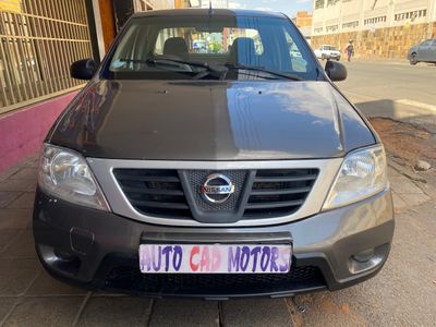 2014 Nissan NP200 1.6 A/C Safety Pack