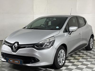 2016 Renault Clio IV 900T Blaze Limited Edition 5-dr (66kW)