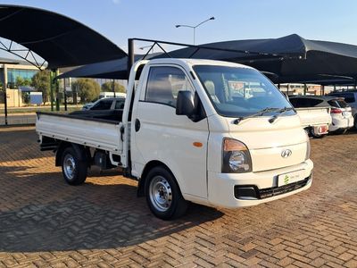 2016 Hyundai H100 Bakkie 2.6D Dropside