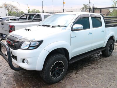 2014 Toyota Hilux 3.0 D-4D Raider 4x4 Auto Double-Cab