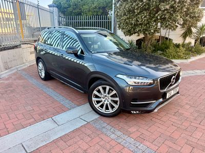 2017 Volvo XC90 D5 Momentum AWD