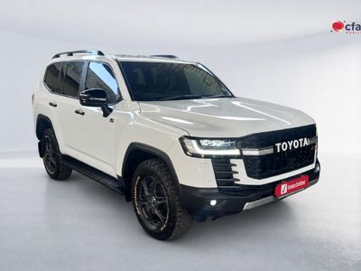 2023 Toyota Land Cruiser 300 V6 3.5 T GR-S