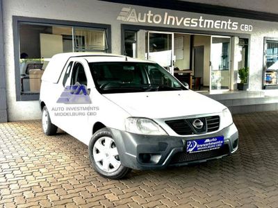 2022 Nissan NP200 1.6 A/C Safety Pack