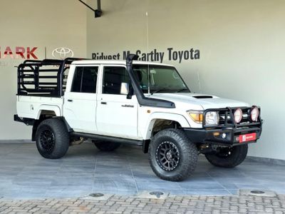 2020 Toyota Land Cruiser 79 4.5 D Double-Cab