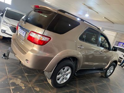 2012 Toyota Fortuner 3.0 D-4D Raised Body Auto