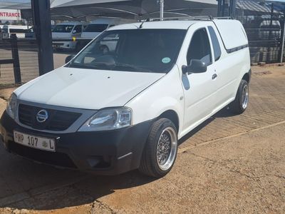 2019 Nissan NP200 1.6 A/C Safety Pack