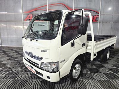 2023 Hino 200 310 (FH2) 4x2 F/C