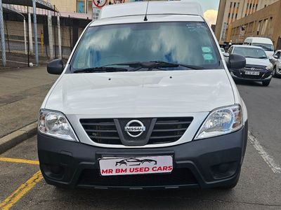 2020 Nissan NP200 1.6 A/C Safety Pack