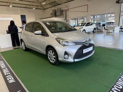 2016 Toyota Yaris 1.3 5-dr