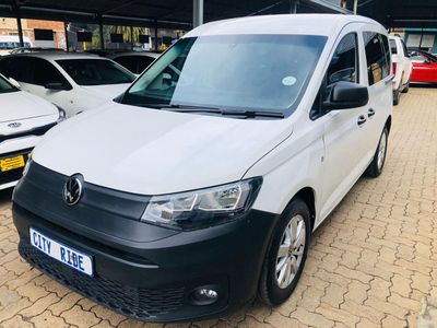 2024 Volkswagen Caddy Kombi 1.6i 7-seat