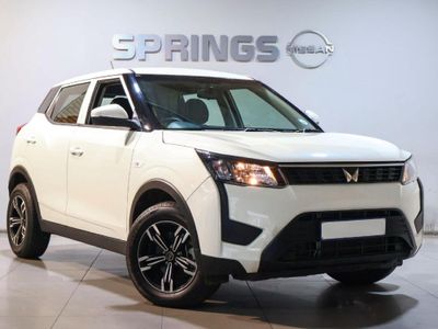 2023 Mahindra XUV 300 1.2T SE | W4
