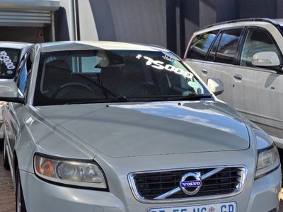2012 Volvo S40 2.0i