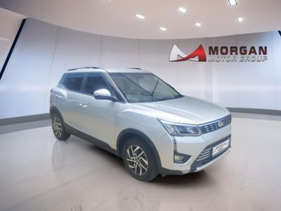 2022 Mahindra XUV 300 1.2T | W8