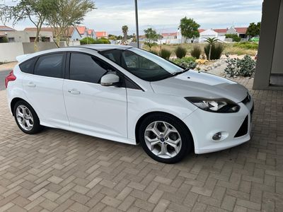 2013 Ford Focus 2.0 GDi Sport 5-dr