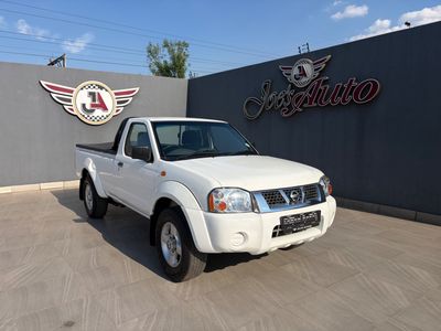 2010 Nissan NP300 2.4i LWB Hi-Rider Single-Cab
