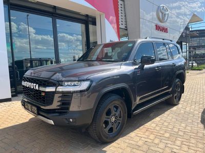 2026 Toyota Land Cruiser 300 V6 3.5T 1M Hev ZX