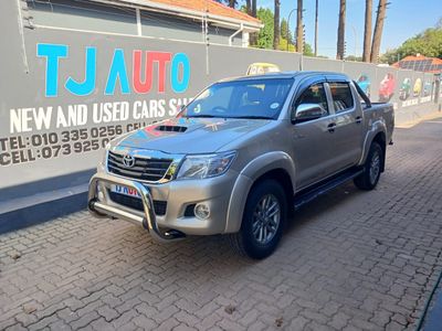 2015 Toyota Hilux 3.0 D-4D Legend 45 Raised Body Double-Cab