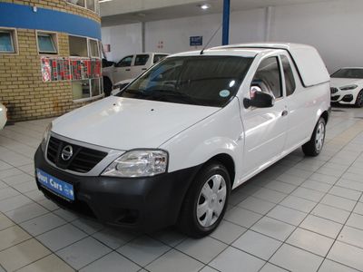 2022 Nissan NP200 1.6 A/C Safety Pack