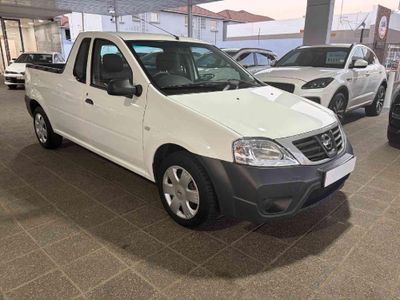 2020 Nissan NP200 1.6 A/C Safety Pack