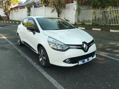 2017 Renault Clio IV 900T Dynamique 5-dr (66kW)