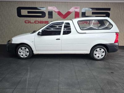 2023 Nissan NP200 1.6 A/C Safety Pack