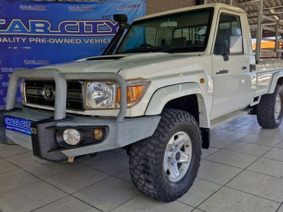 2015 Toyota Land Cruiser 79 4.5 D Single-Cab