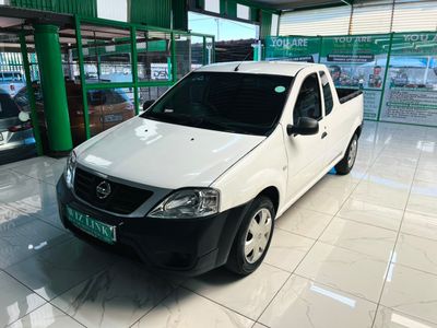 2021 Nissan NP200 1.6 A/C Safety Pack