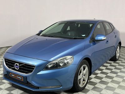 2015 Volvo V40 T3 Elite