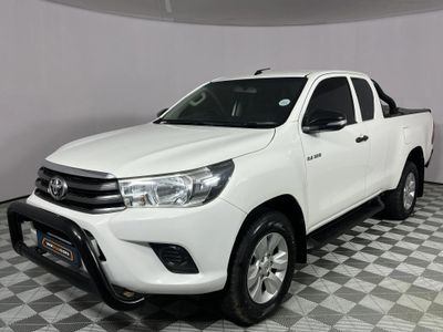 2017 Toyota Hilux 2.4 GD-6 Raised Body SRX Extended Cab