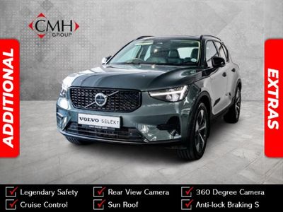 2026 Volvo XC40 B4 Plus Dark Geartronic Mild-Hybrid
