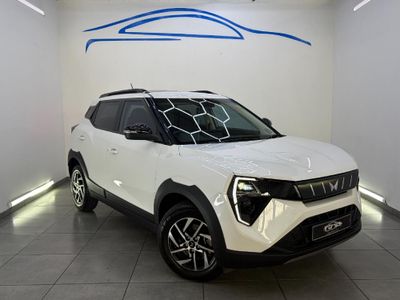 2025 Mahindra XUV 3XO 1.2T AX5 Auto