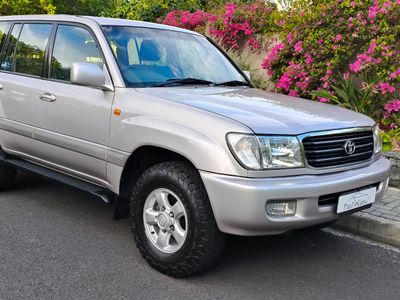 1999 Toyota Land Cruiser 100 4.7 V8 VX Limited Edition Petrol Automatic