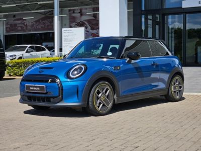 2023 MINI Hatch Cooper SE
