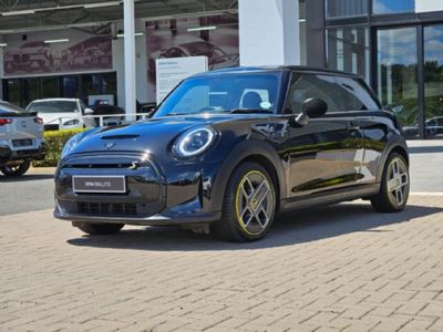 2022 MINI Hatch Cooper SE