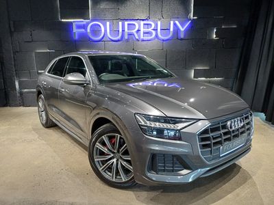 2020 Audi Q8 S-LINE