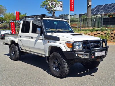 2018 Toyota Land Cruiser 79 4.5 D Double-Cab