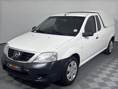 2023 Nissan NP200 1.6 A/C Safety Pack