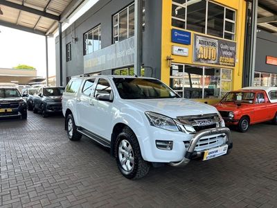2015 Isuzu KB 300 D-Teq LX Auto Double-Cab