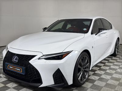 2023 Lexus IS 300h F Sport