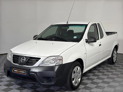 2024 Nissan NP200 1.6 A/C Safety Pack