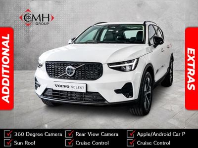 2025 Volvo XC40 B4 Plus Dark Geartronic Mild-Hybrid