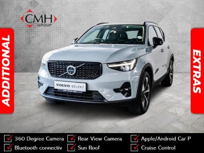 2025 Volvo XC40 B4 Plus Dark Geartronic Mild-Hybrid