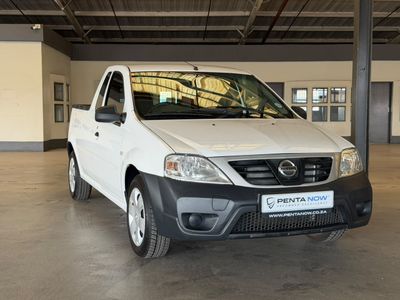 2023 Nissan NP200 1.6 A/C Safety Pack