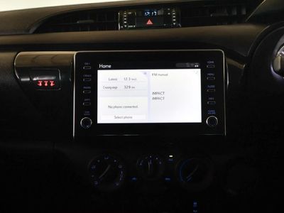 2026 Toyota Hilux 2.8 GD-6 RB Legend 55 Auto Double Cab