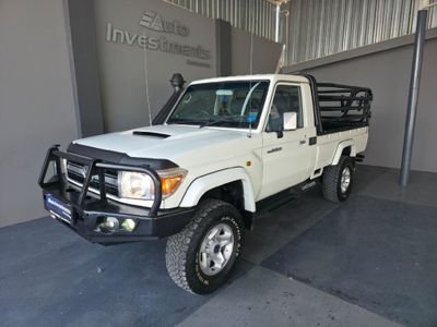 2016 Toyota Land Cruiser 79 4.5 D Single-Cab