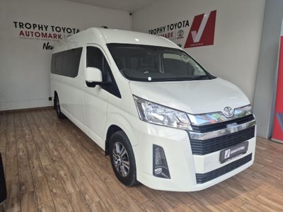 2023 Toyota Quantum 2.8 GL 14 Seat