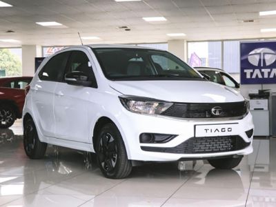 2026 TATA Tiago 1.2 XT Auto