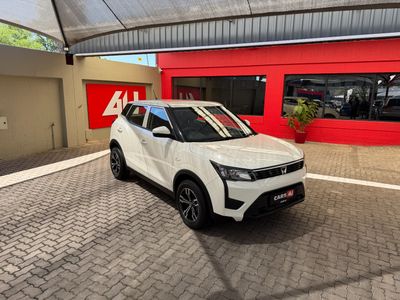 2023 Mahindra XUV 300 1.2T | W4